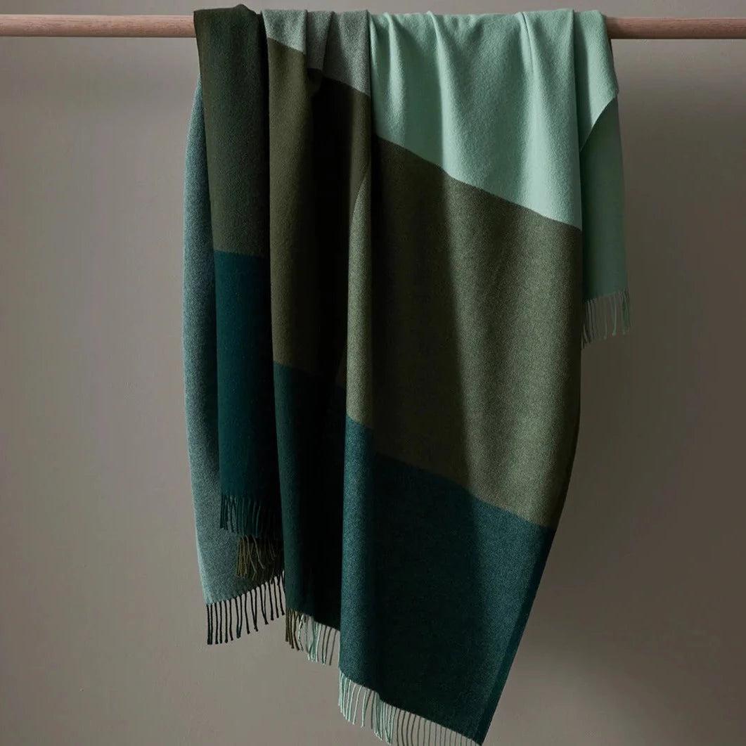 Roxburgh Throw - Clover
