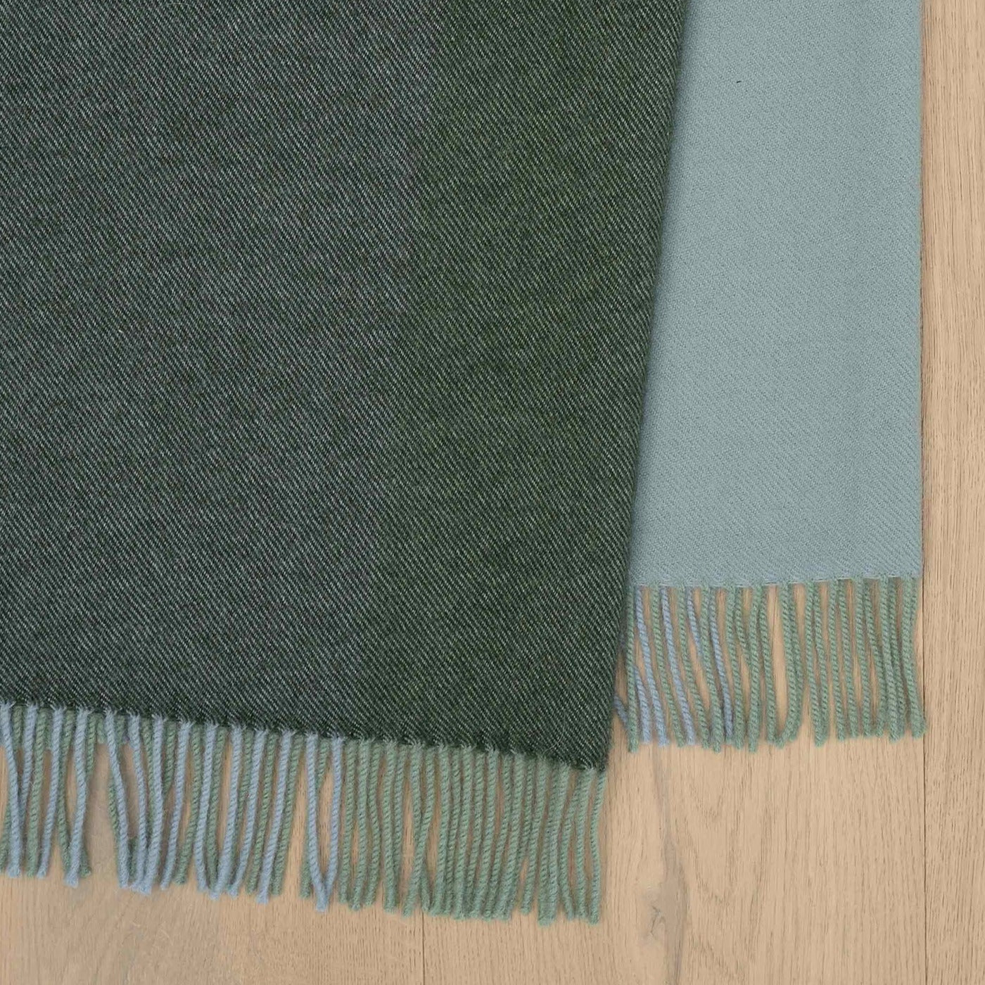 Roxburgh Throw - Ivy